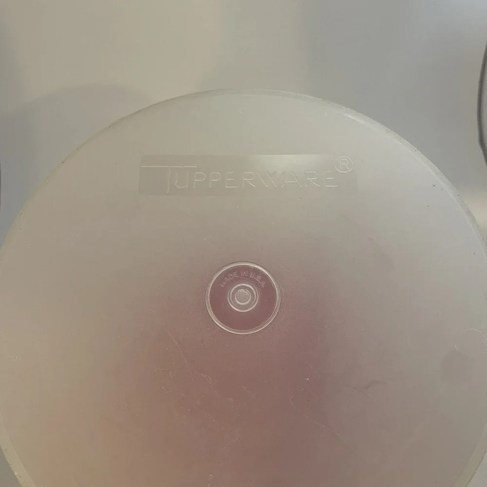 Vintage Tupperware Super Saver Large Round‎ Storage Container Pour Spout Lid
